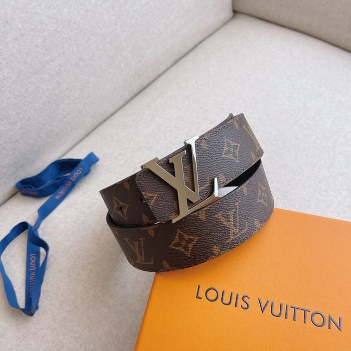 Louis Vuitton Belt 40MM LVB00026